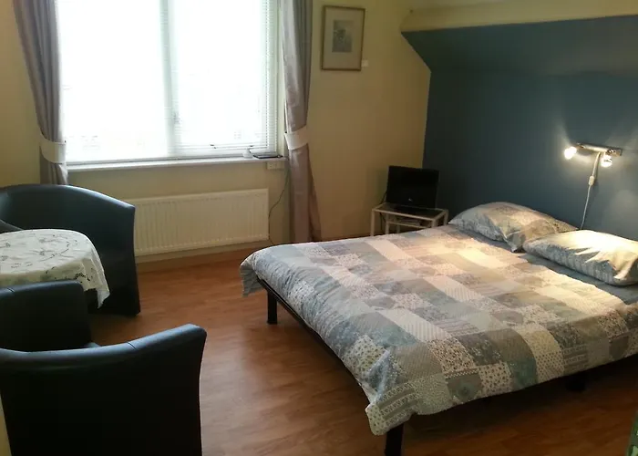 Bed & Breakfast Fam. Elzinga *