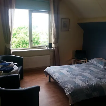 فندق مبيت وإفطار Fam. Elzinga